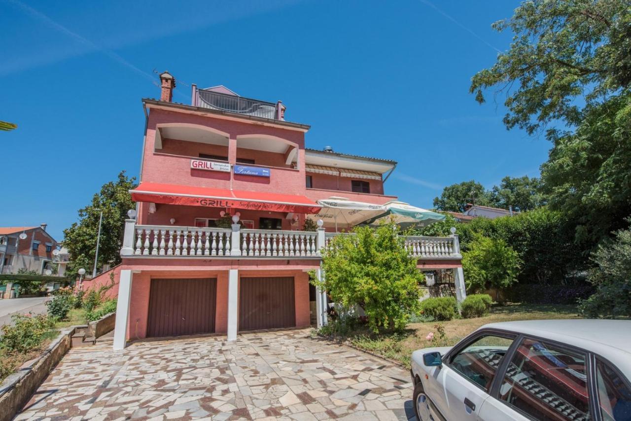 Two Bed Rooms Fortuna Near The Beach Porec Bagian luar foto